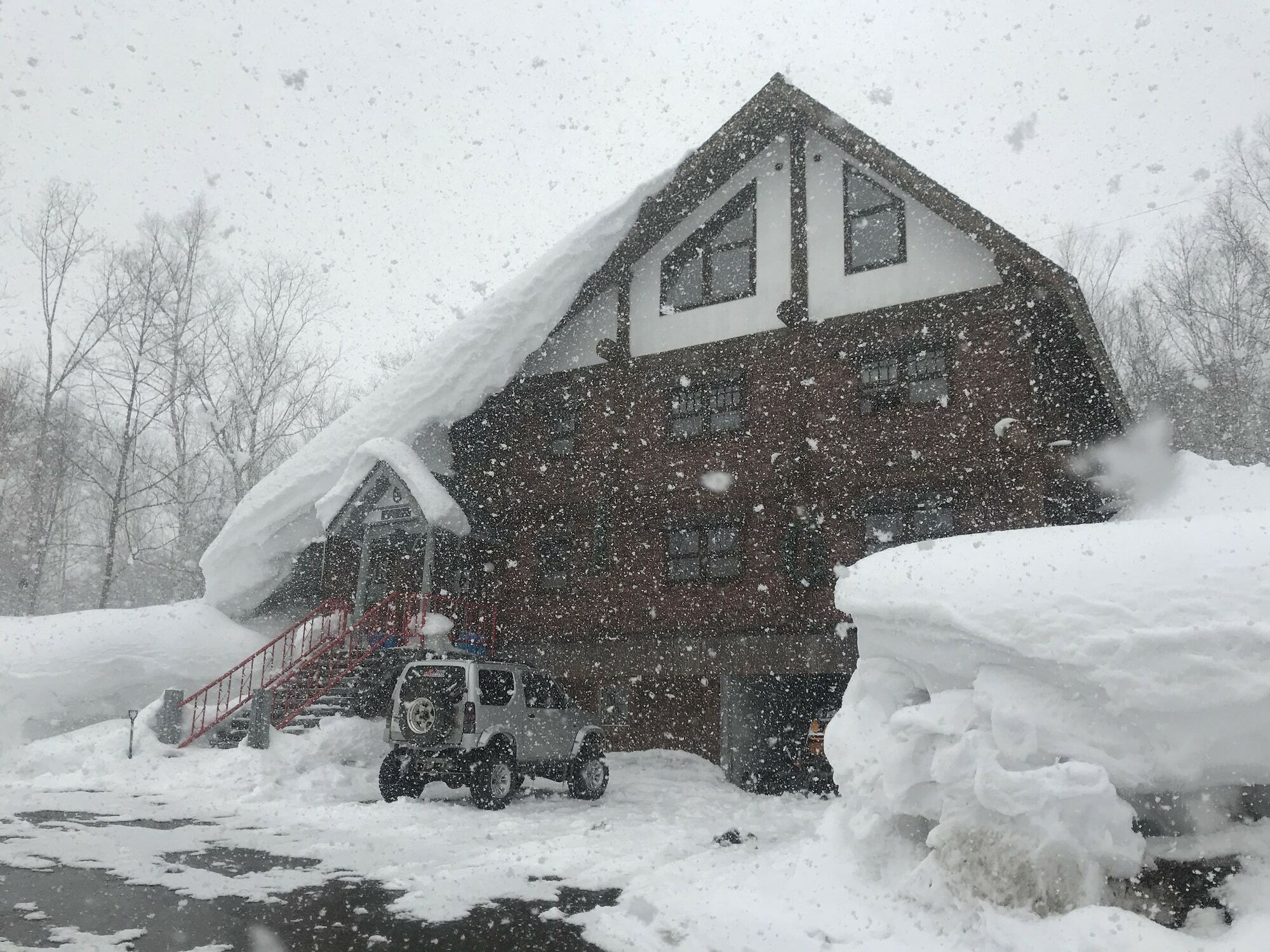Niseko Trail-Head Lodge Bagian luar foto